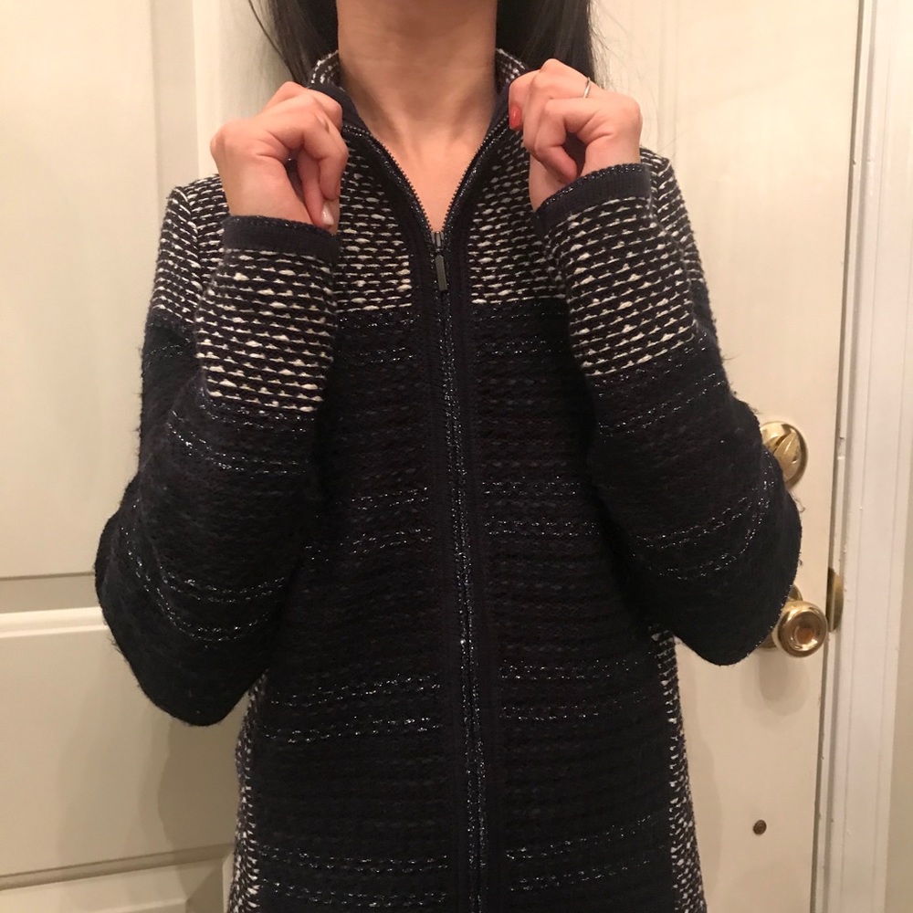 Sweater - Picture 9 of 11